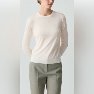 Theory Cream 100% Cashmere Sweater